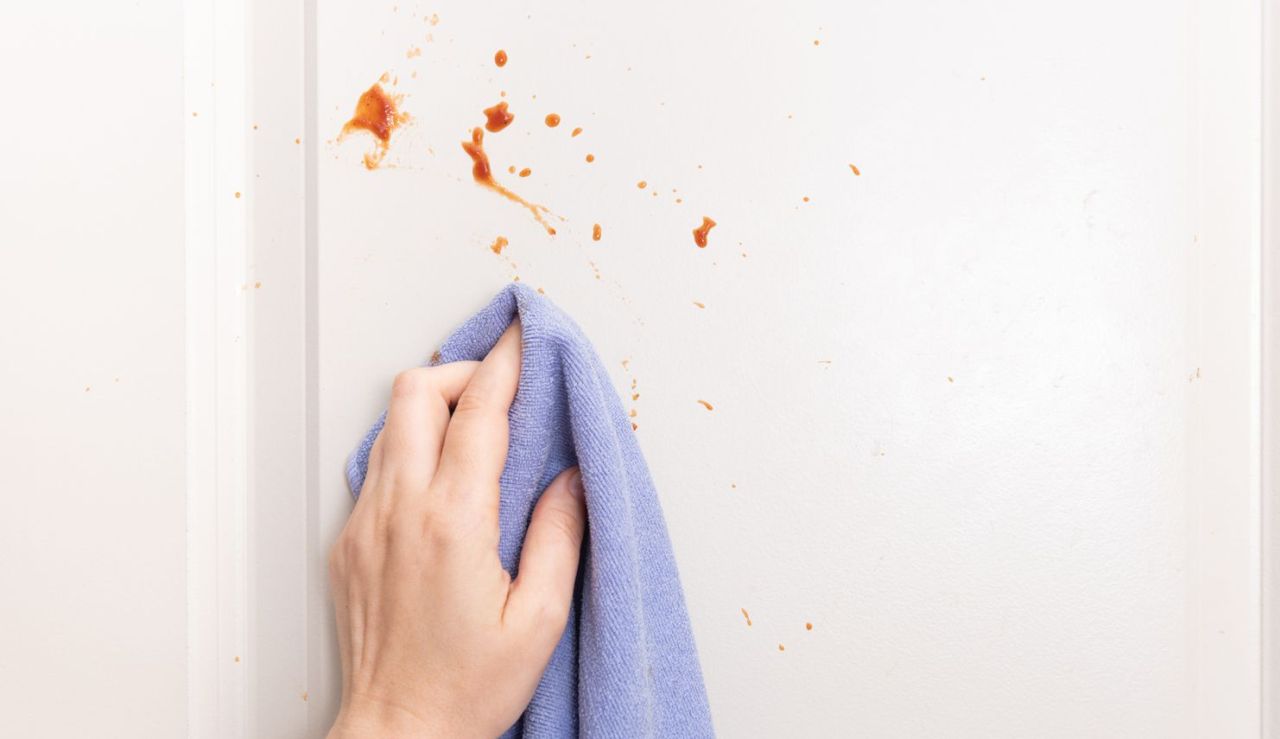 How to clean kitchen cabinets - tackling stains