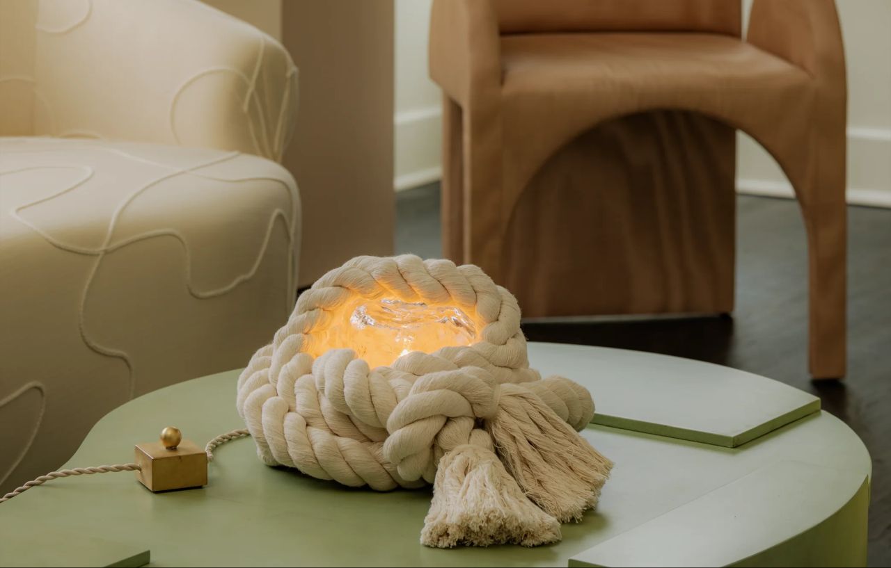 Knotty Lamp