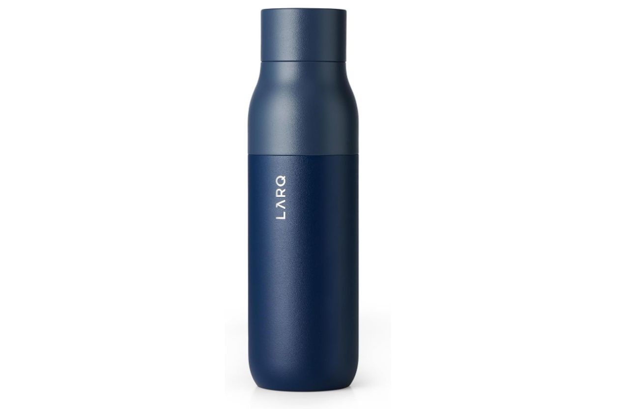 Pamper Dad With These Personal Care Gift Ideas for Father's Day - LARQ Self-Cleaning Water Bottle