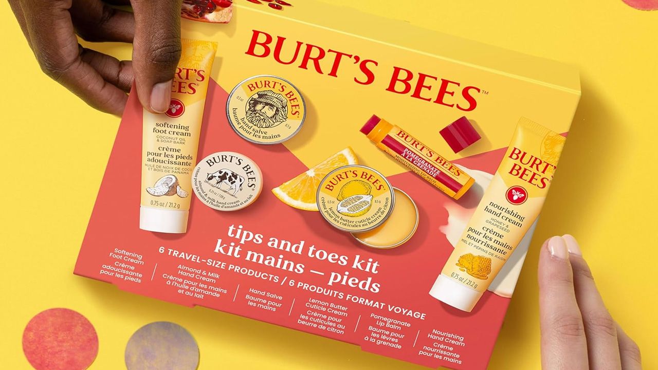 Last-Minute Mother’s Day Gifts - Burt's Bees Tips and Toes Kit