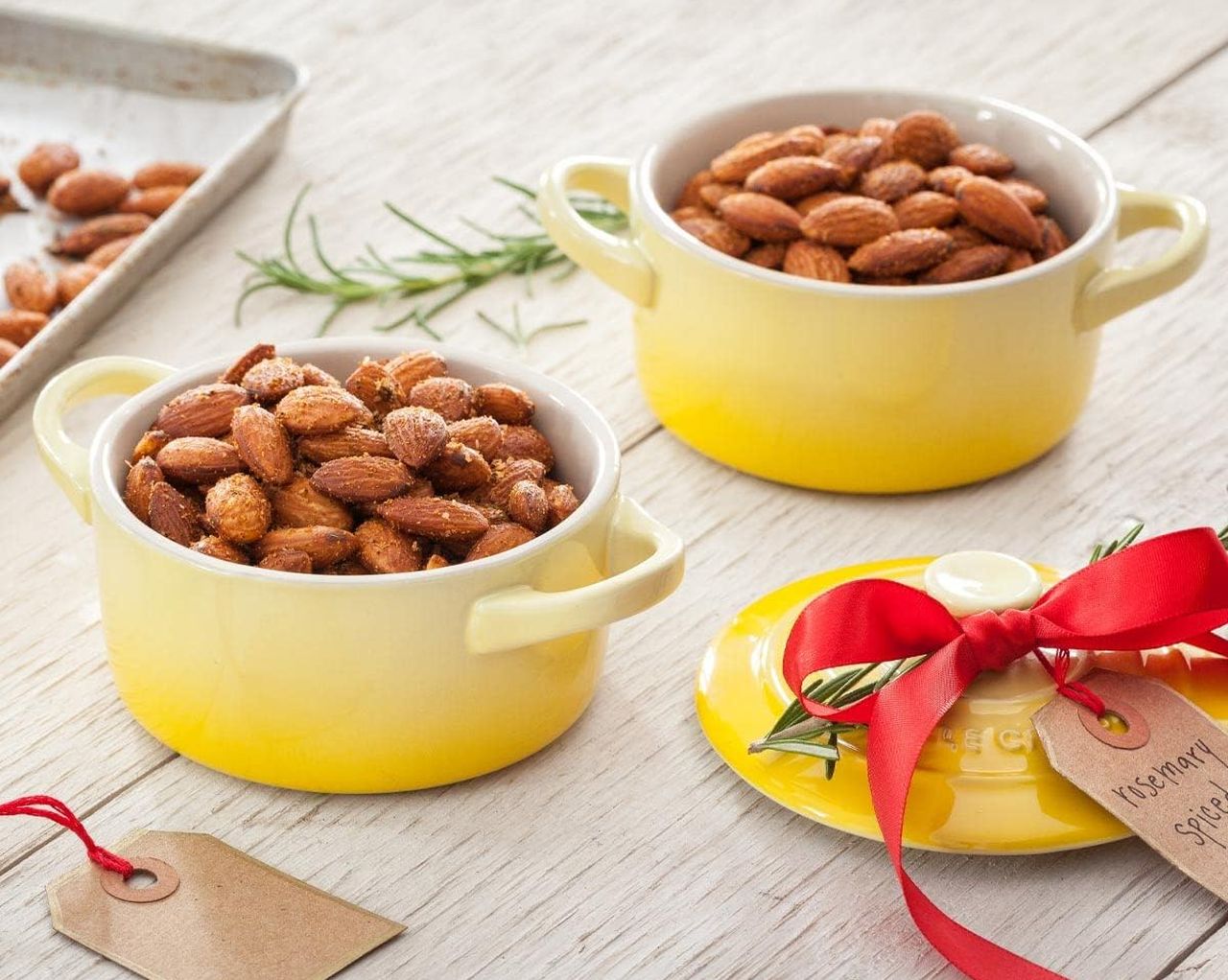 Le Creuset Stoneware Mini Round Cocotte