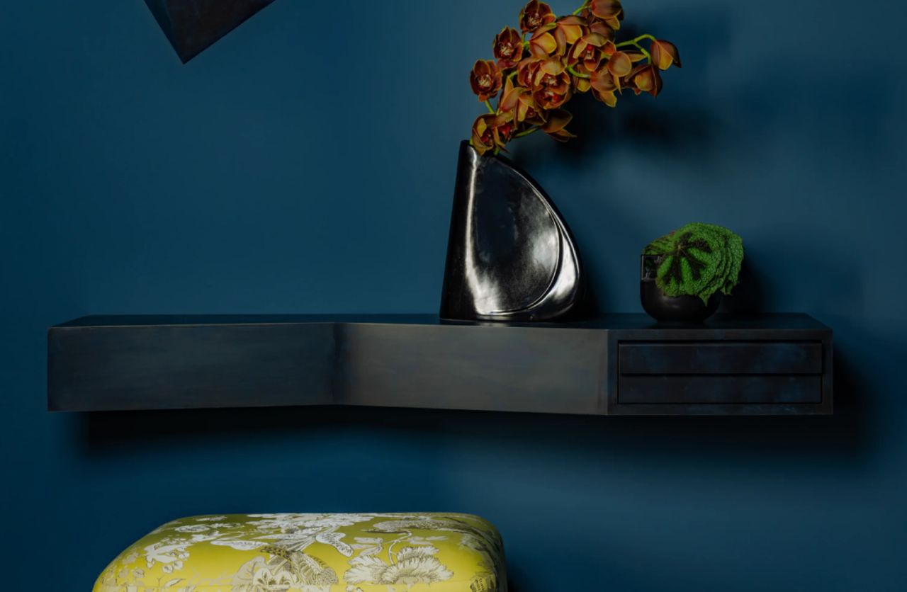 Metal Facet Floating Shelf