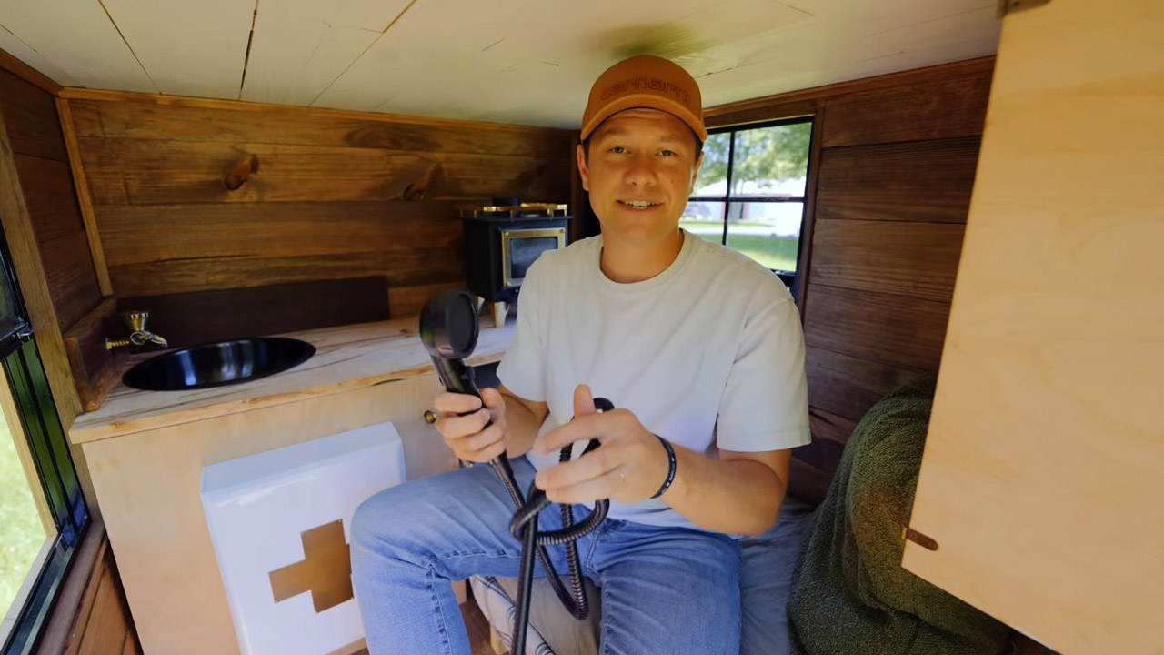 Mini Truck Camper -Shower