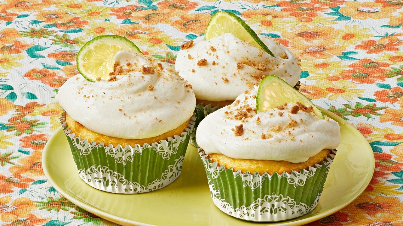 Mother's Day Desserts - Key Lime Pie Cupcakes