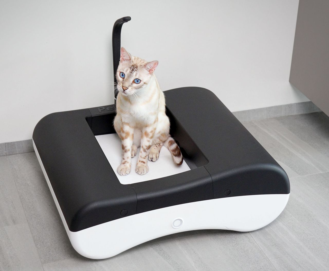 PetyPot Litter-Free Cat Toilet With Roller Pad-Based System That Auto Packs
