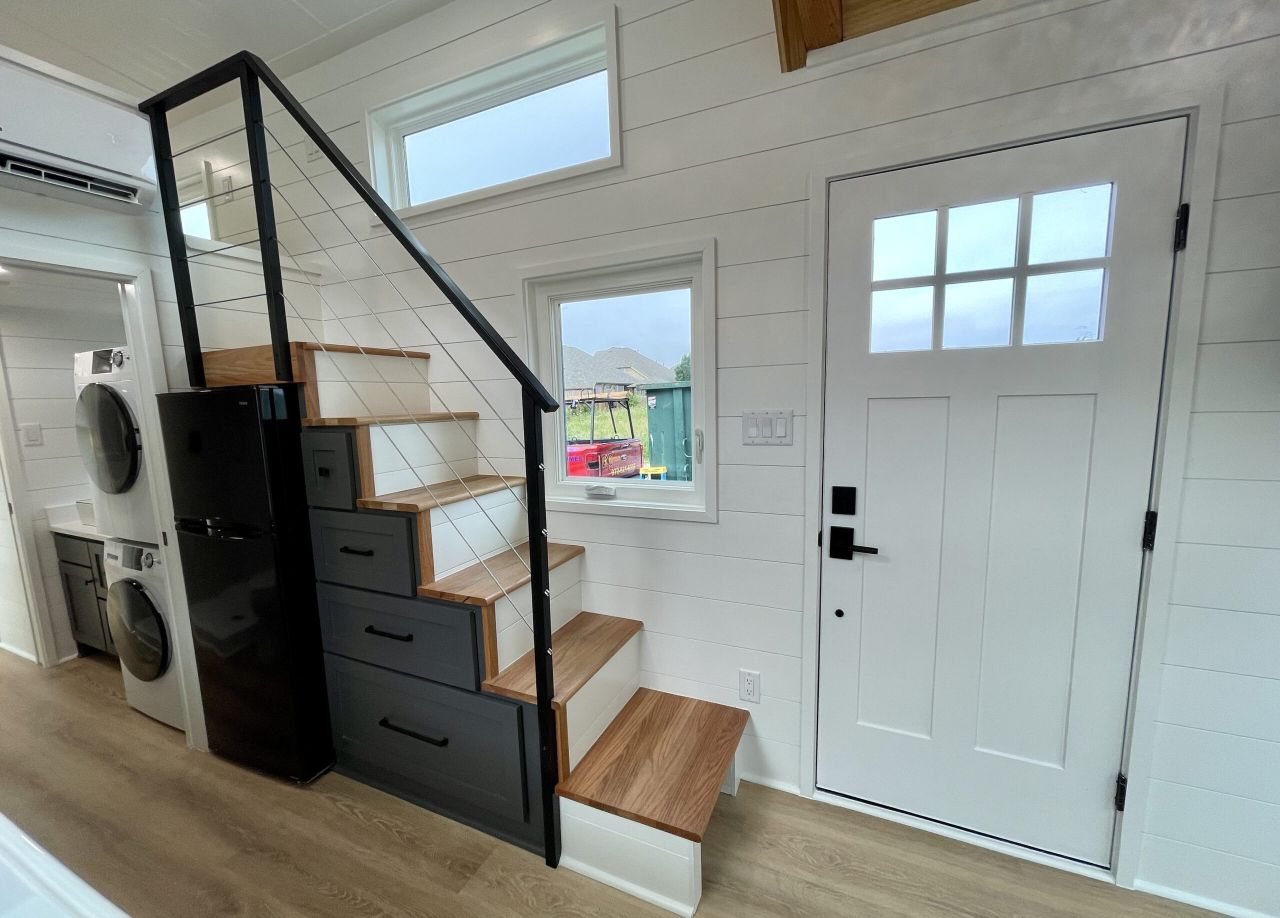 Sadie's Suite Tiny House- interior