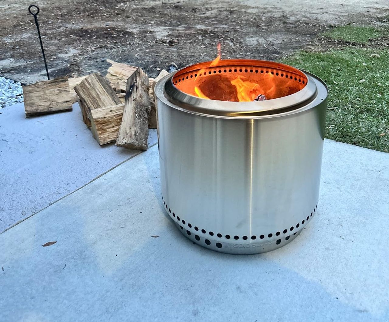 Solo Stove Bonfire Smokeless Fire pit