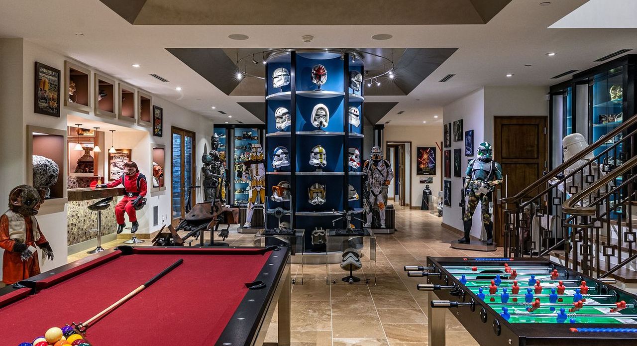 Star Wars Home Décor and Makeover Ideas - basement