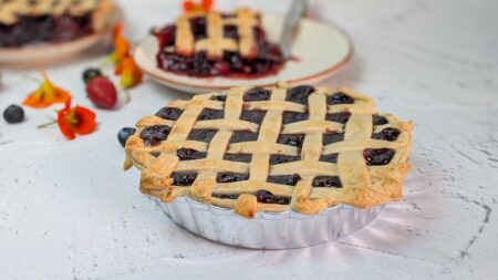 Strawberry-Blueberry Mini Pie Recipe - 3