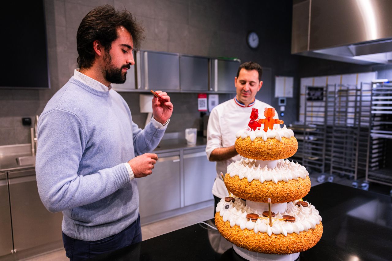 Swiss-Italian researchers create RoboCake with edible batteries and moving robots - 1