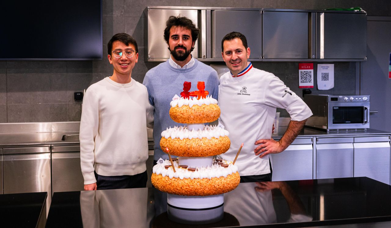 Swiss-Italian researchers create RoboCake with edible batteries and moving robots - 3