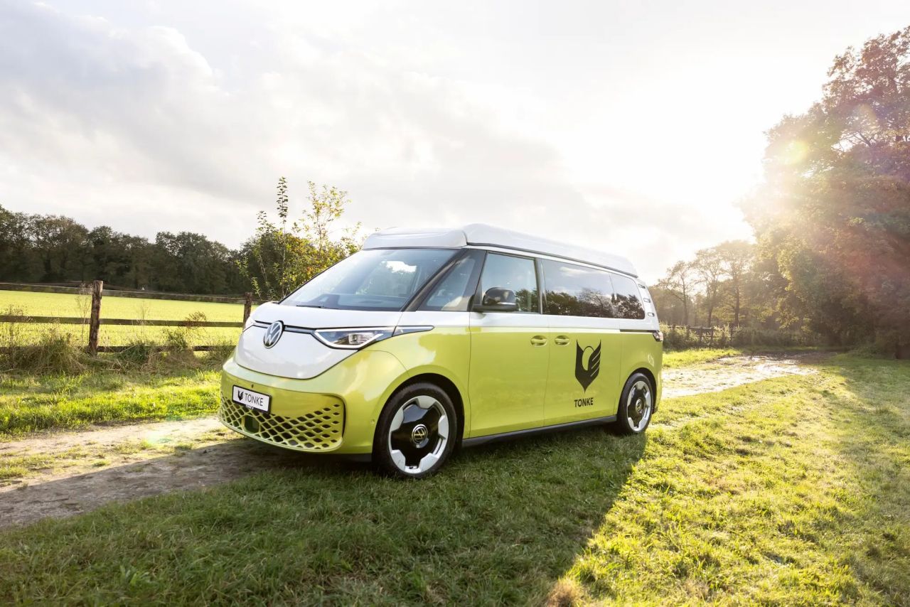Tonke Volkswagen ID. Buzz Trail Camper Van With Pop-Up Sleeper Roof Design
