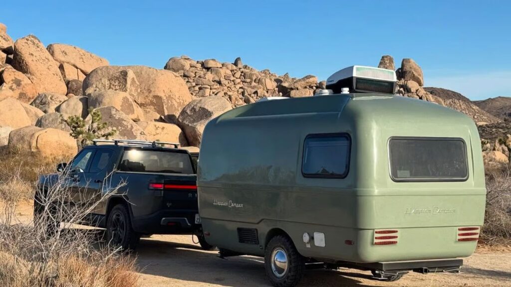 Traveler Summit by Happier Camper