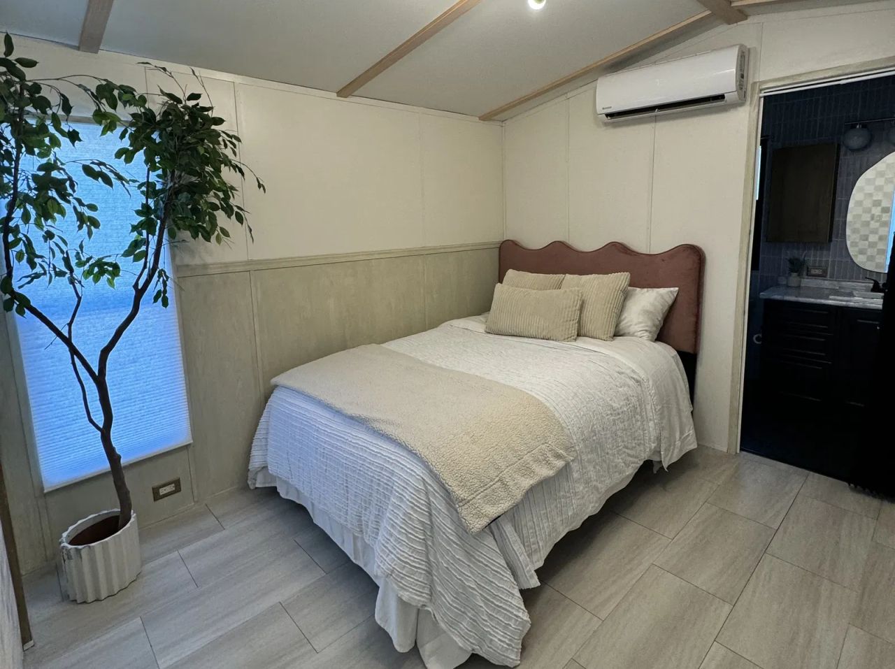 Bedroom of Casita Tiny House