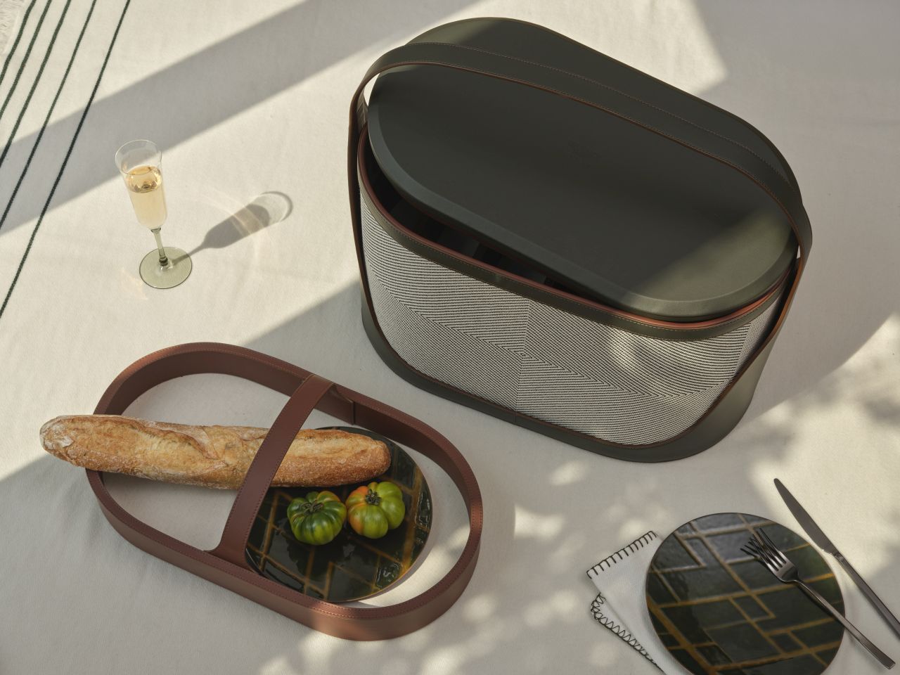 Bentley Home unveils Collection of Picnic Accessories and Newly Re-Imagined Outdoor Furniture for 2025