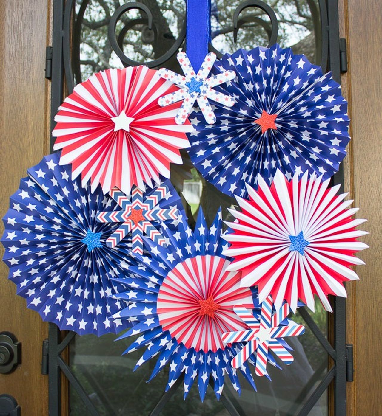DIY 4th of July Fireworks Wreath