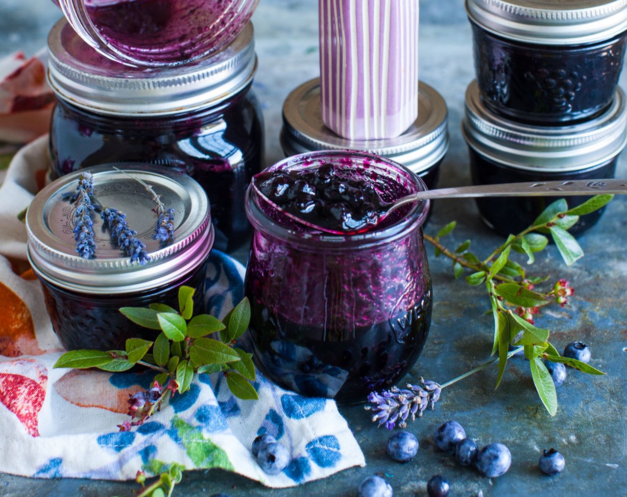 DIY Food gifts for Father's Day - Blueberry Lavender Preserve