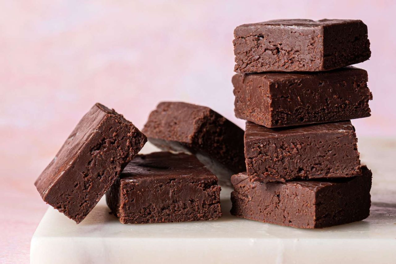 DIY Food gifts for Father's Day - Homemade Fudge