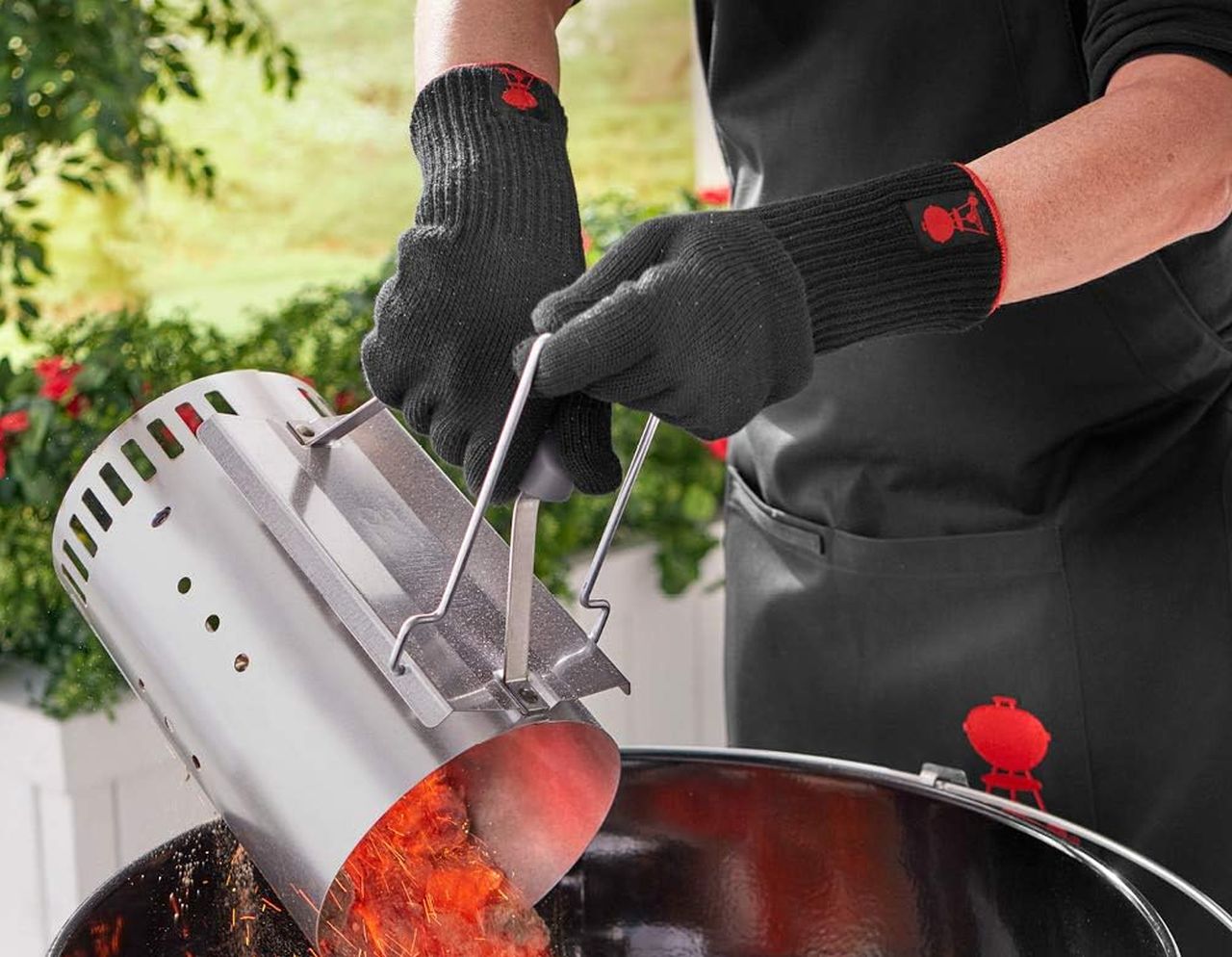 Father’s Day Gifts for Chef Dad - Weber Grilling Gloves