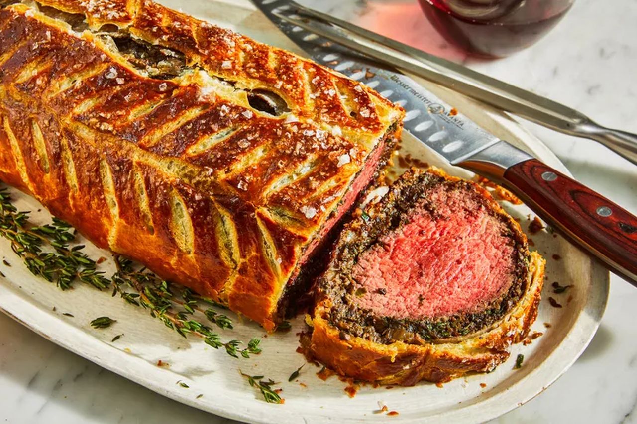 Father's Day Lunch Ideas- Beef Wellington