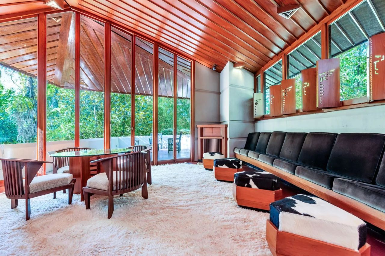 Frank Lloyd Wright-Designed House in Jackson, Mississippi is Up for Sale