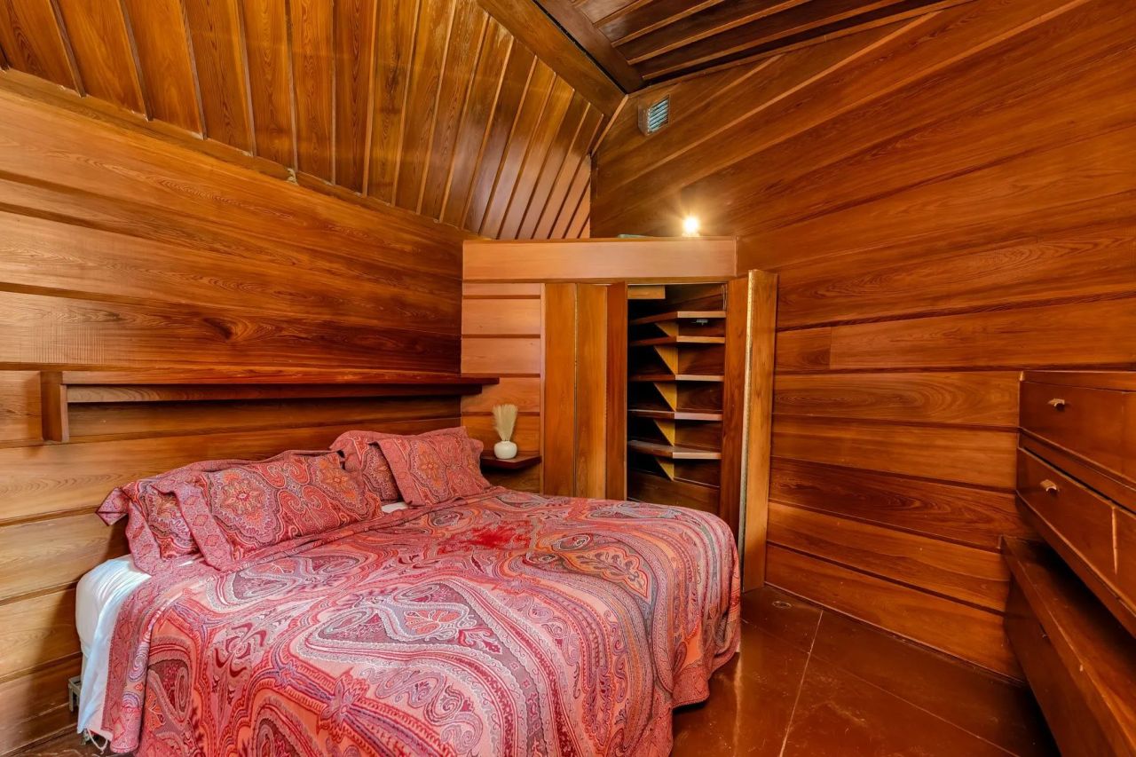 Frank Lloyd Wright-Designed House in Jackson, Mississippi is Up for Sale