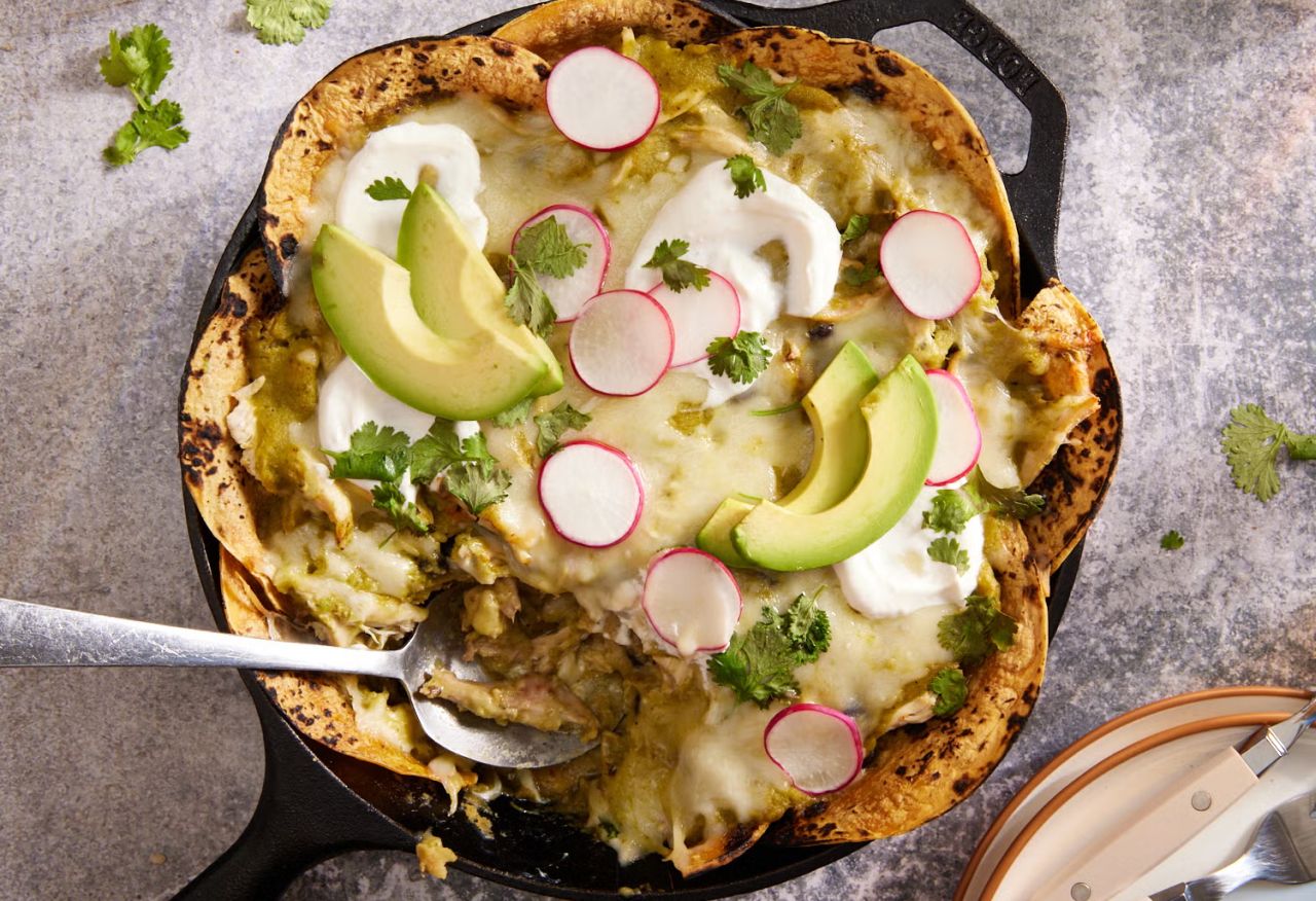 Green Chile Chicken Skillet Enchiladas