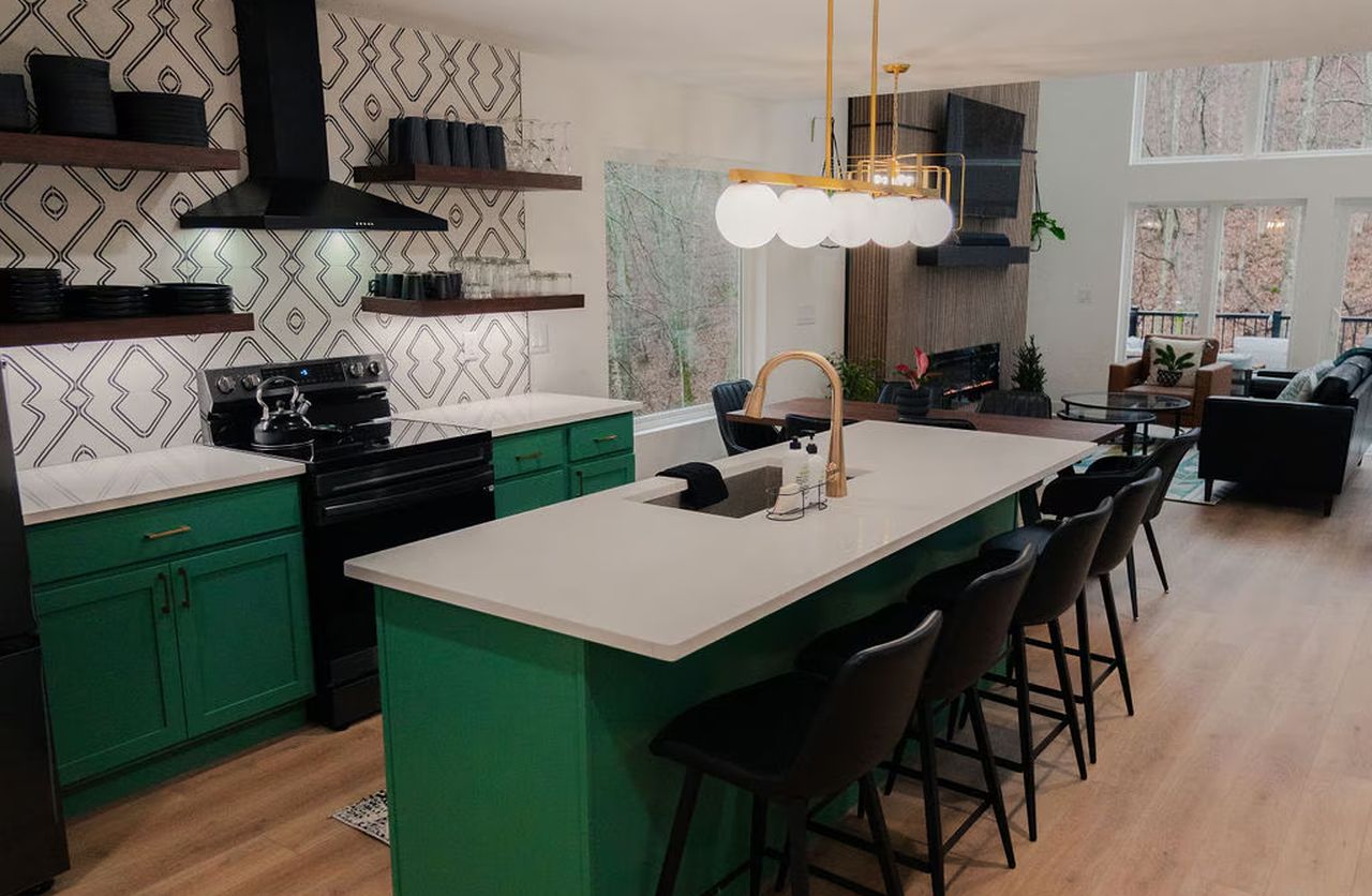 Greenhouse Cabin in Ohio - kitchen 1