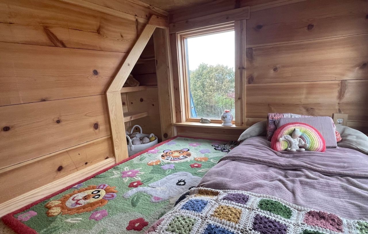 Ground Floor Bedroom of 35ft Tiny House- 1