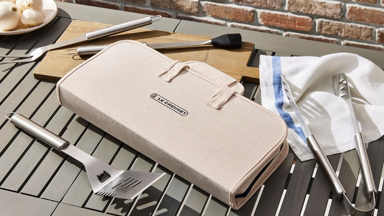 Last-Minute Father’s Day Gifts - Le Creuset Grilling Tools Set