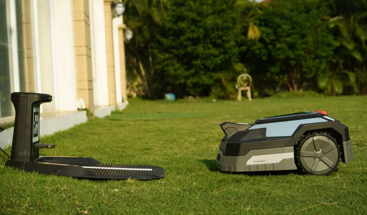 Anyonebot M1 Dual-Perception AI Mower
