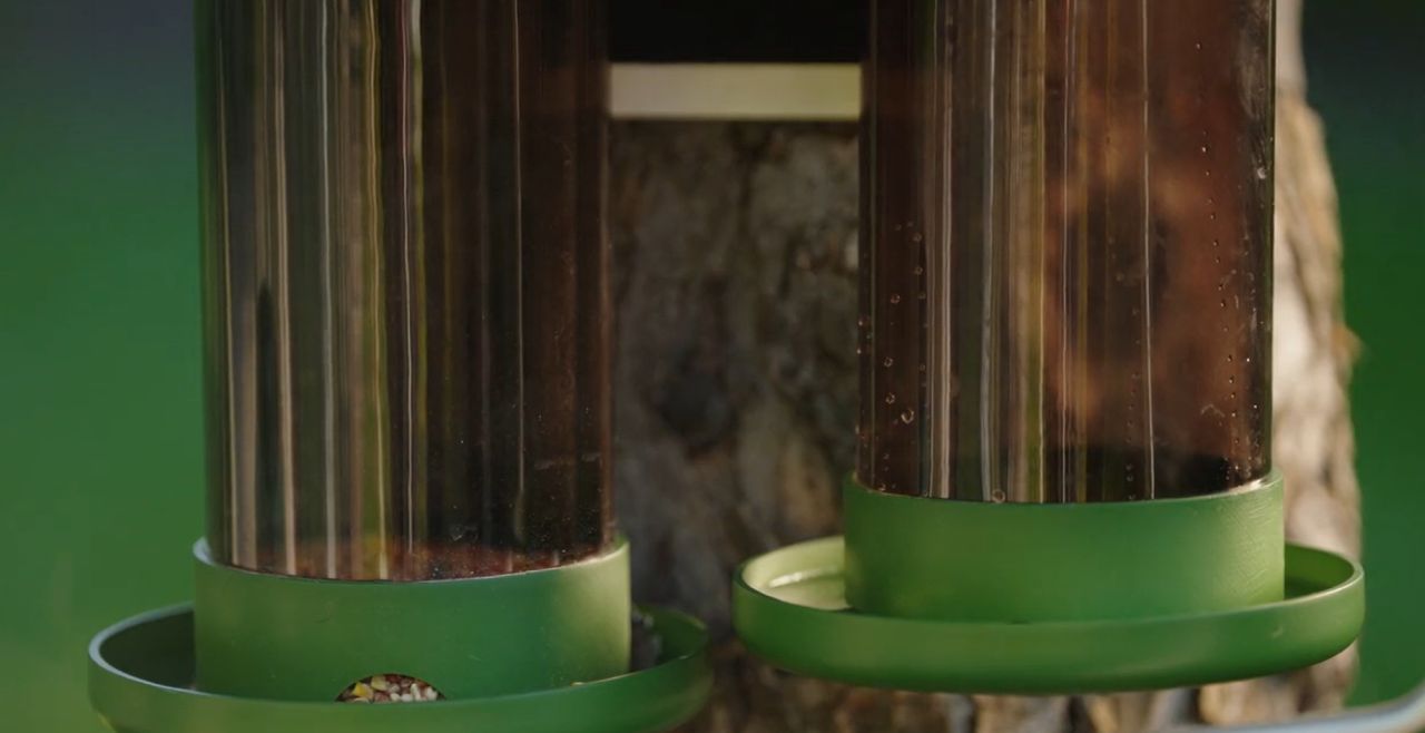 RobinsNote Smart Feeder