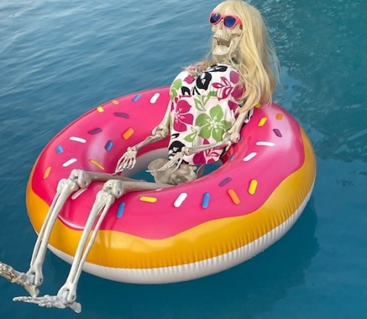 Skeleton in Swimwear_1