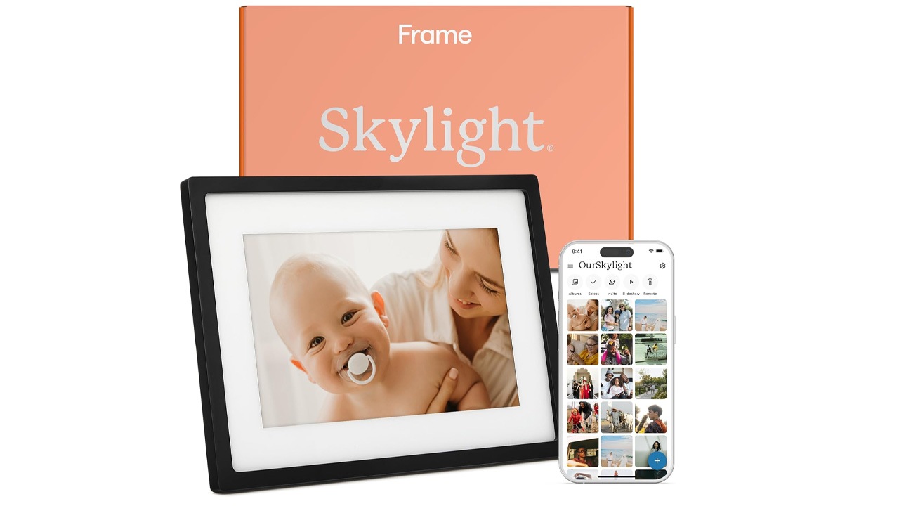Skylight Digital Picture Frame for father's day gifts