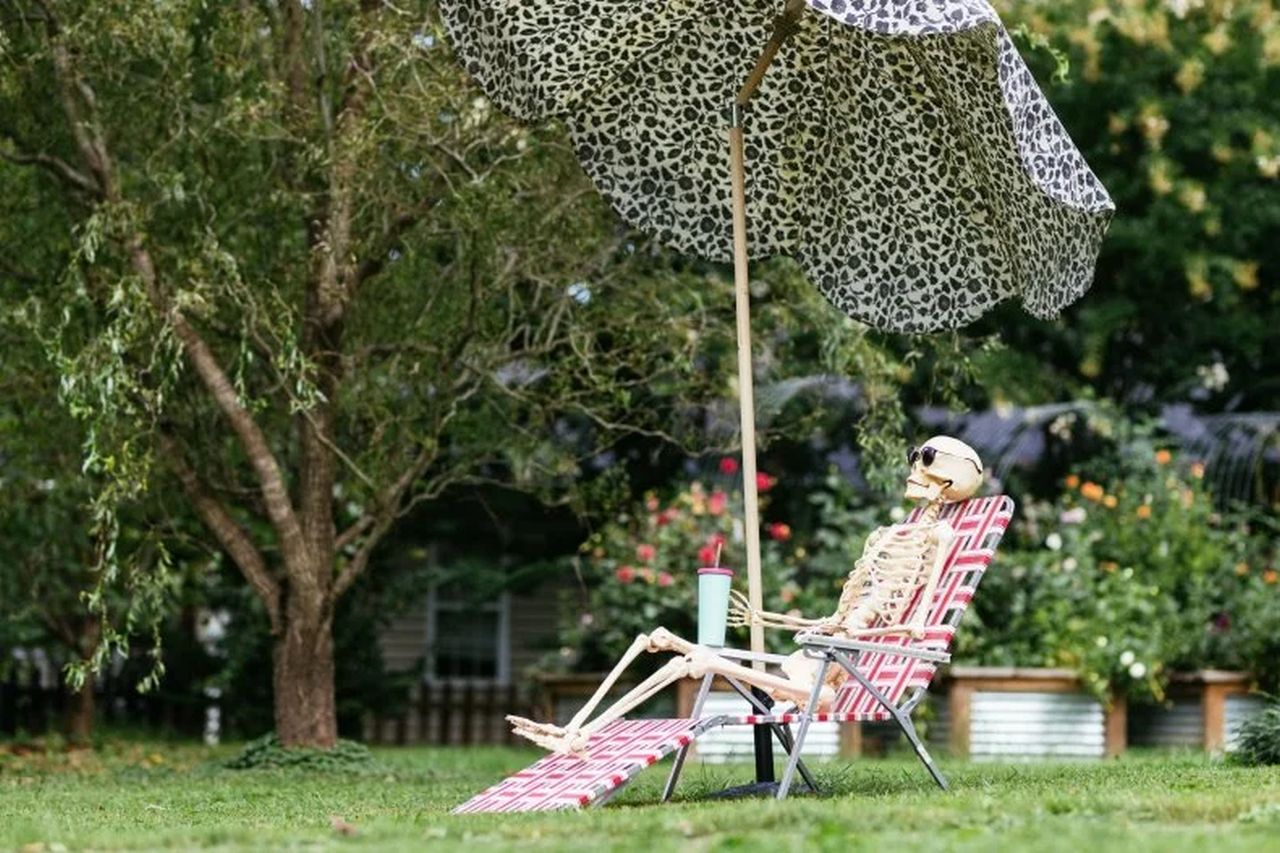 Summerween Decor Ideas
