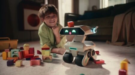 Yonbo Smart Home Robot