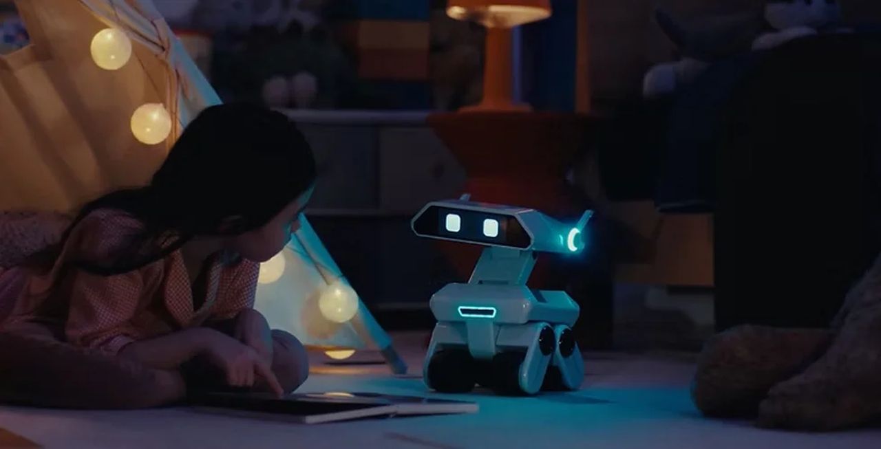 Yonbo Smart Home Robot
