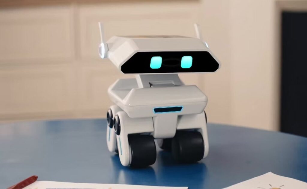 Yonbo Ai Powered Home Robot Doubles As A Tutor And Play Pal