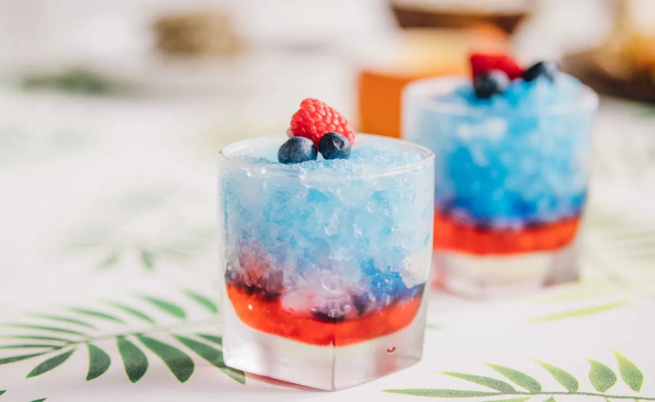 4th of July Cocktails - Red, White, and Blue Gin & Tonic