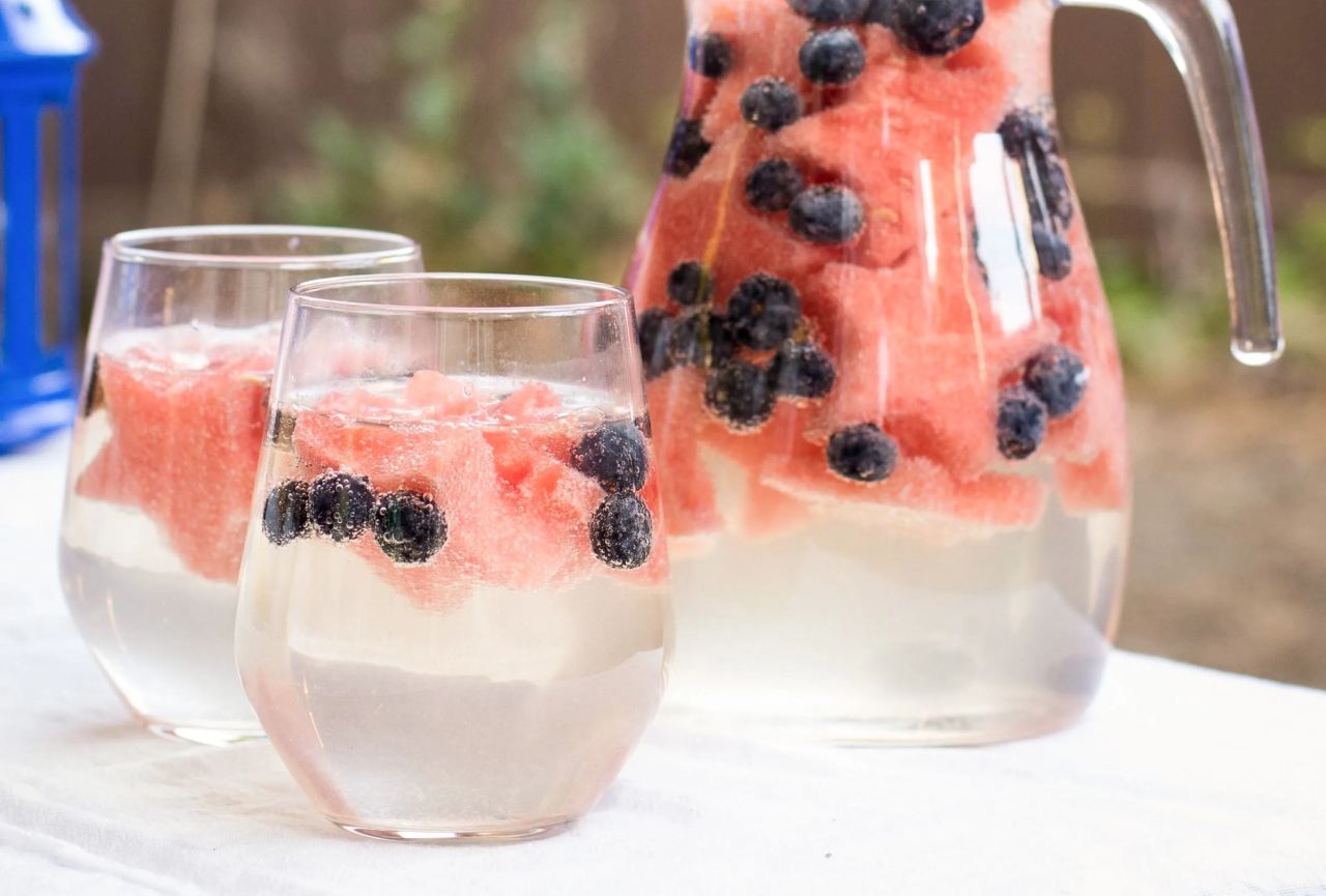 4th of July Cocktails - Wine Sparklers