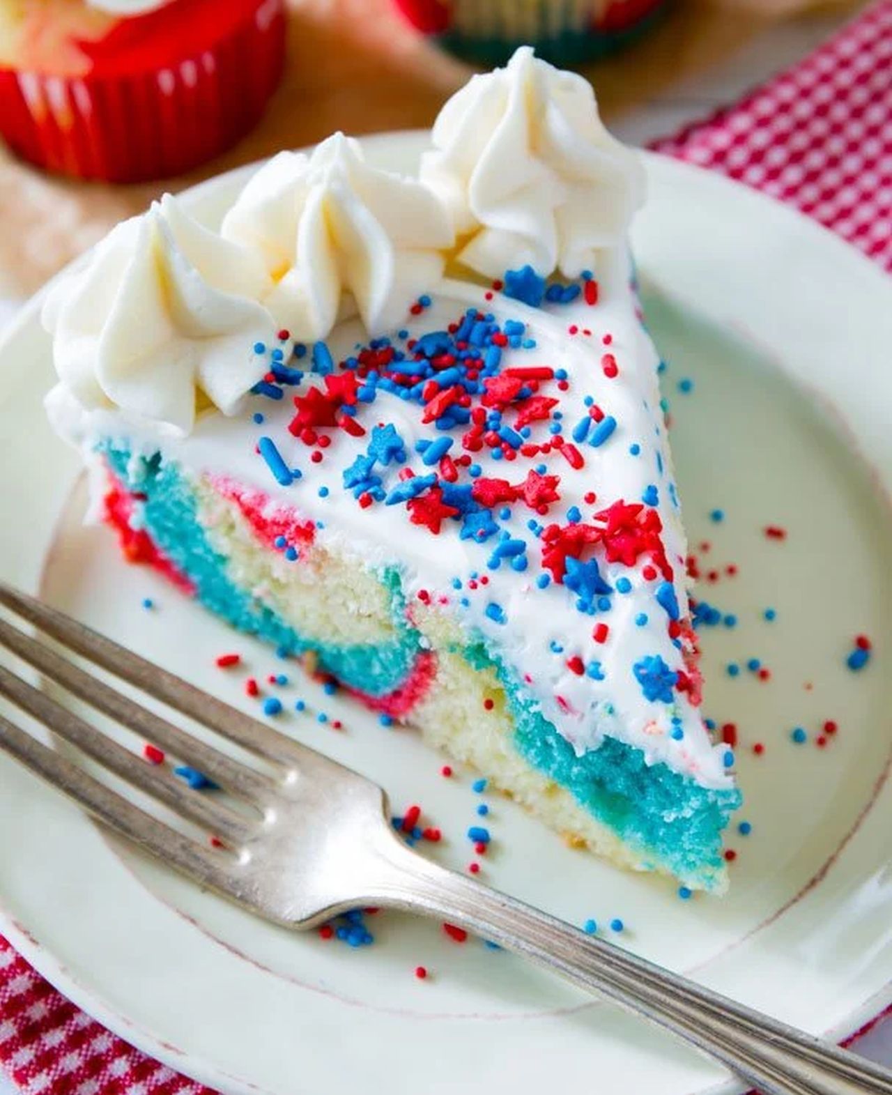 4th of July Tie-Dye Cake