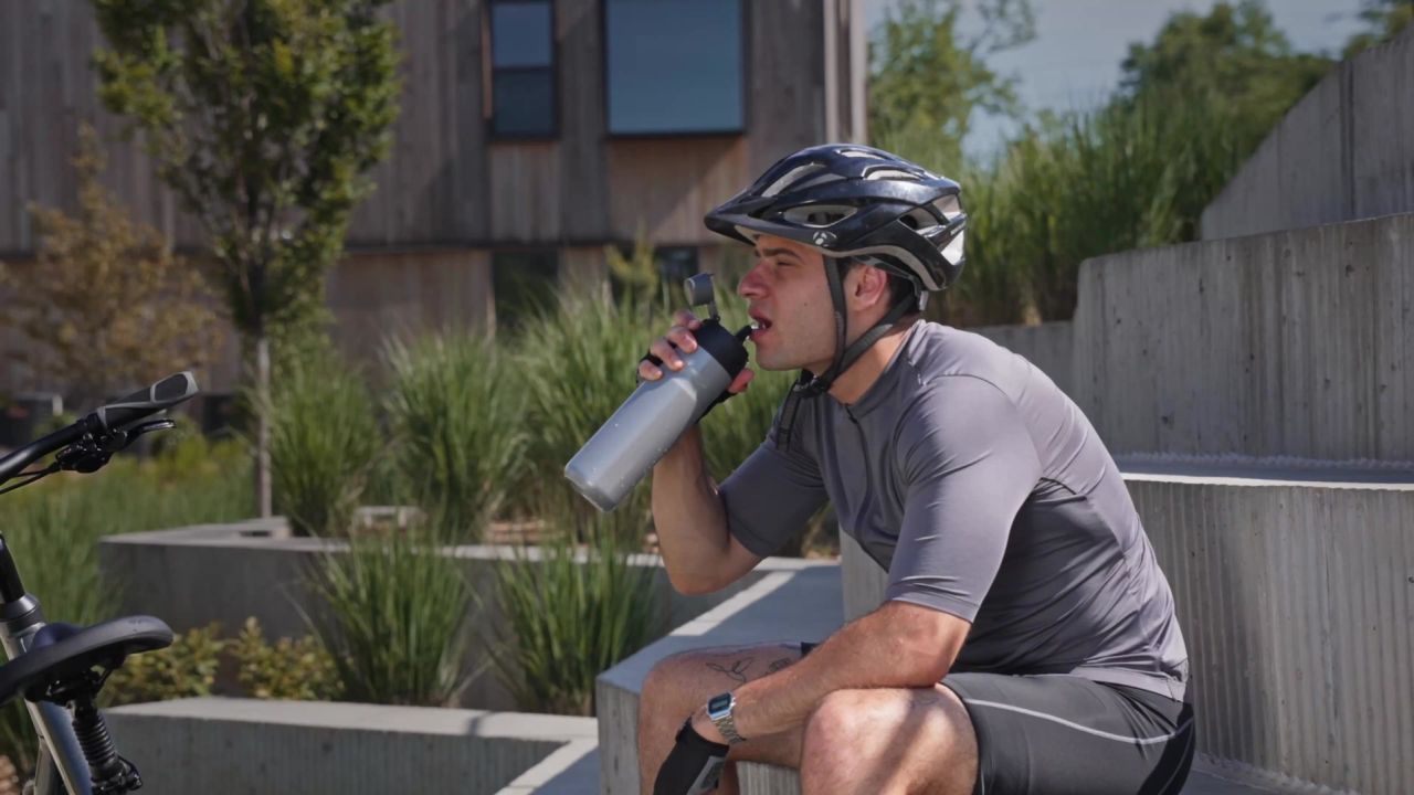 Active Pump Sports Bottle