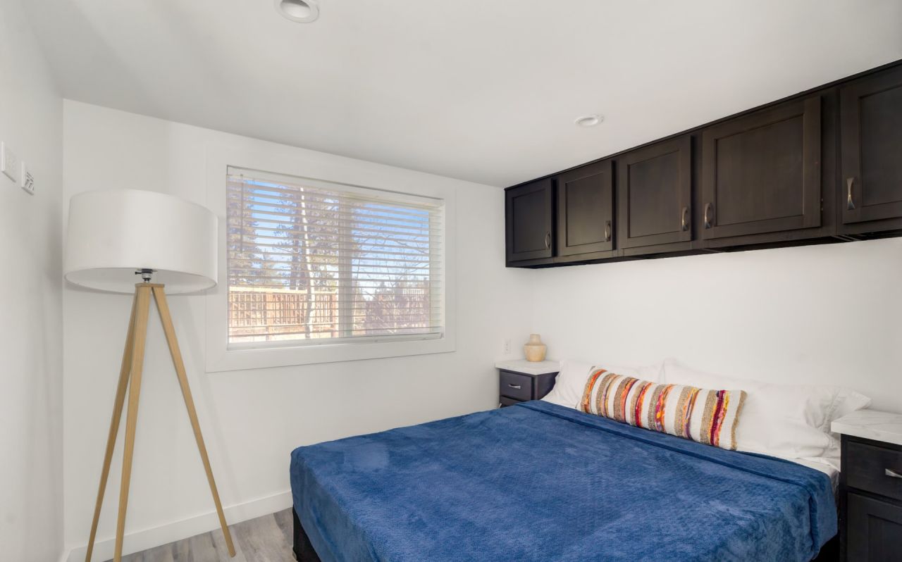 Bedroom of Star Gazing Tiny House