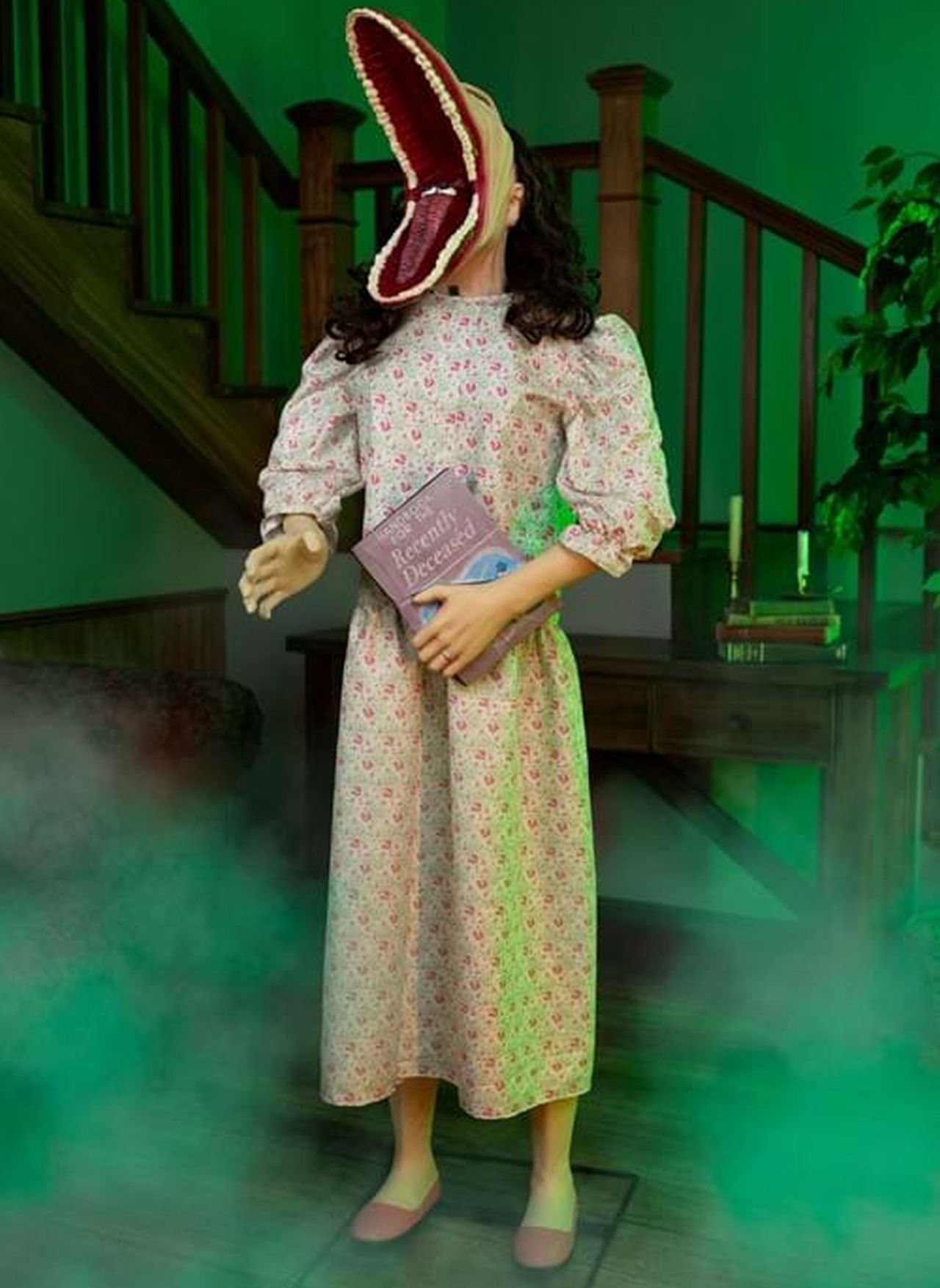 Beetlejuice Barbara Animatronic Decoration