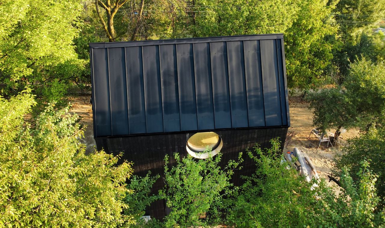 CLO2 Cabin - exterior