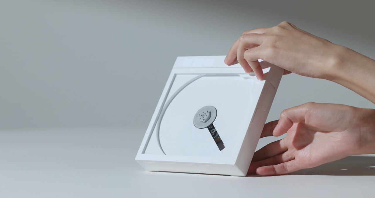 COVER CD Player by TINYL