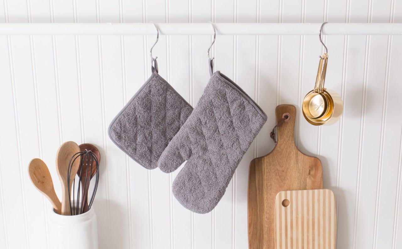 DII Basic Quilted Oven Mitt