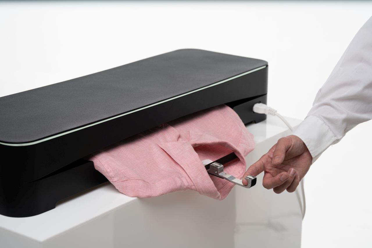 Einsen Smart ironing device