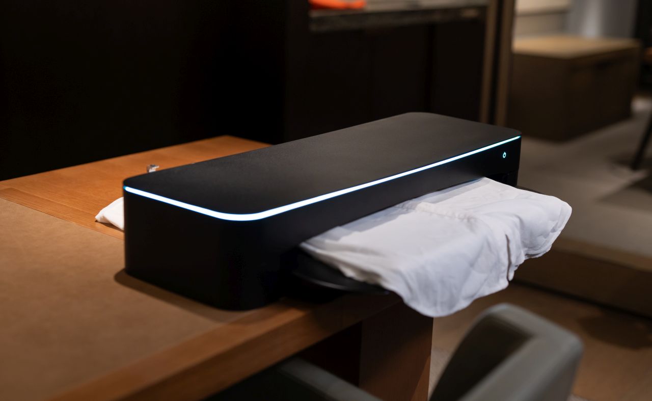 Einsen Smart ironing device