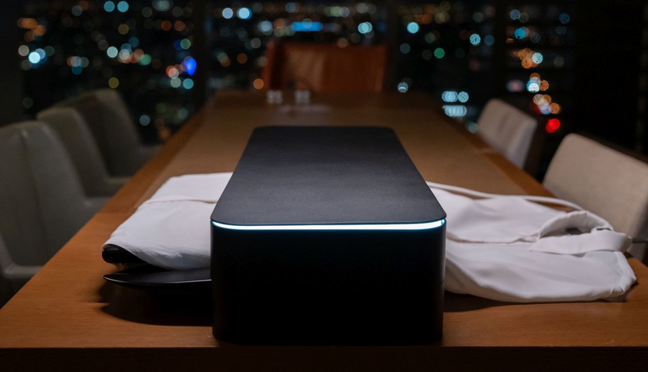 Einsen Smart ironing device